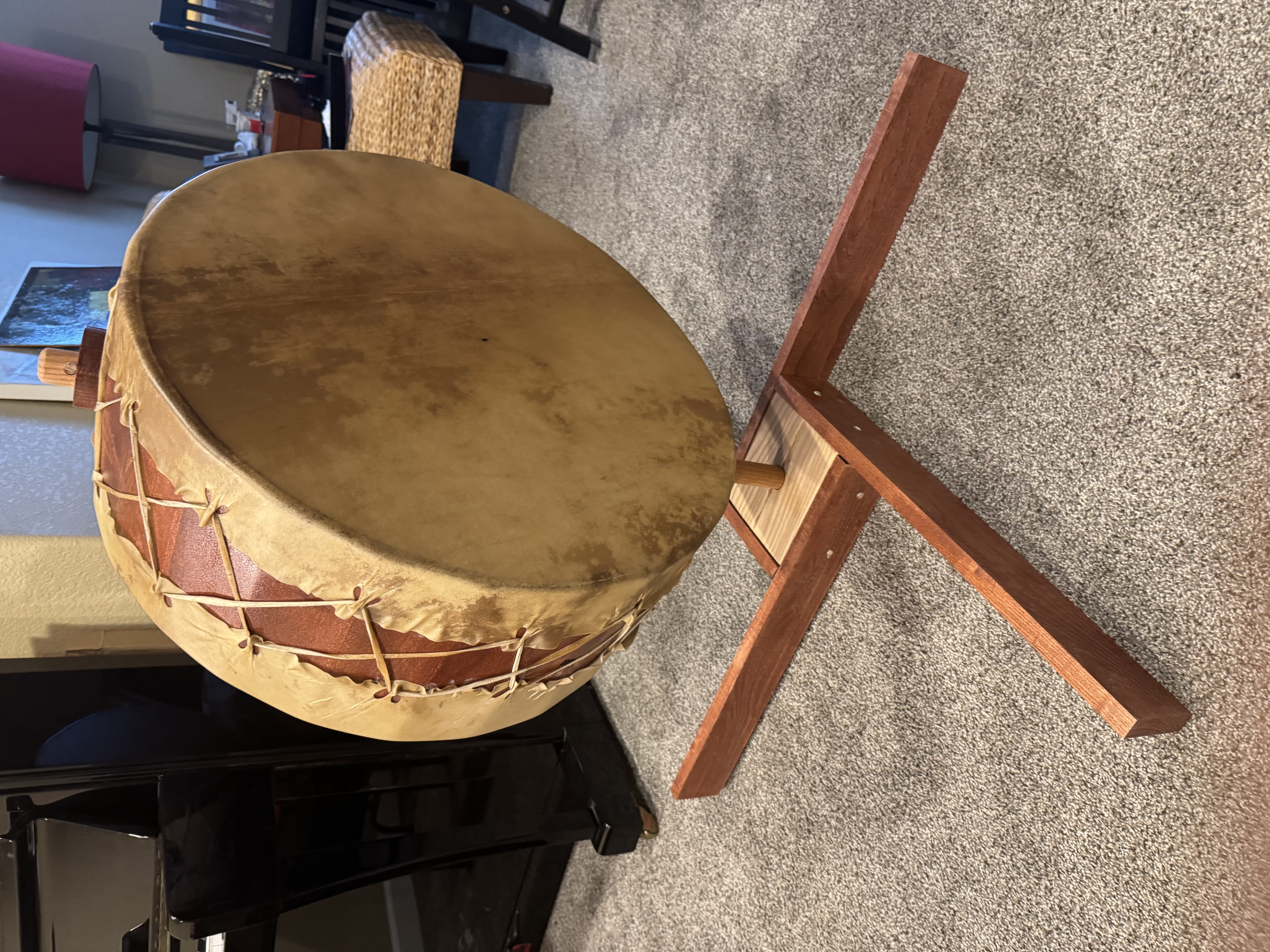 Vertical Elk Thunder Drum